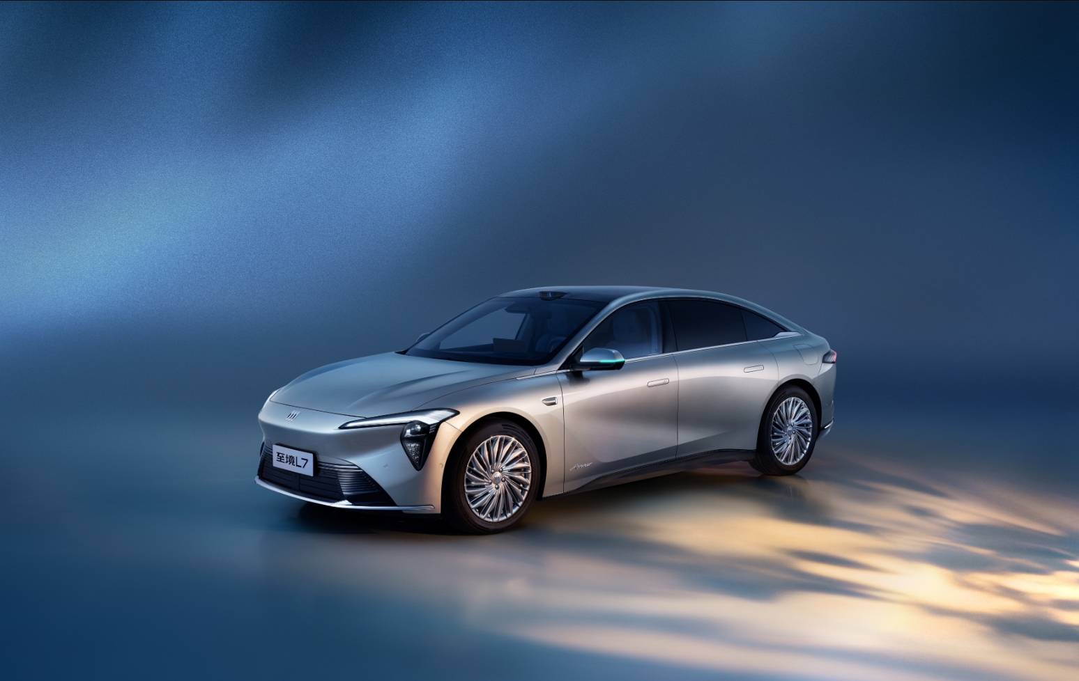 美系車(chē)來(lái)勁了 四款新車(chē)來(lái)襲 福特烈馬新能源提供兩種動(dòng)力