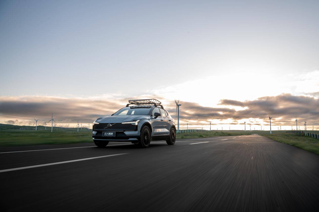 北歐高智感純電SUV運動版,沃爾沃EX30 Cross Country正式上市