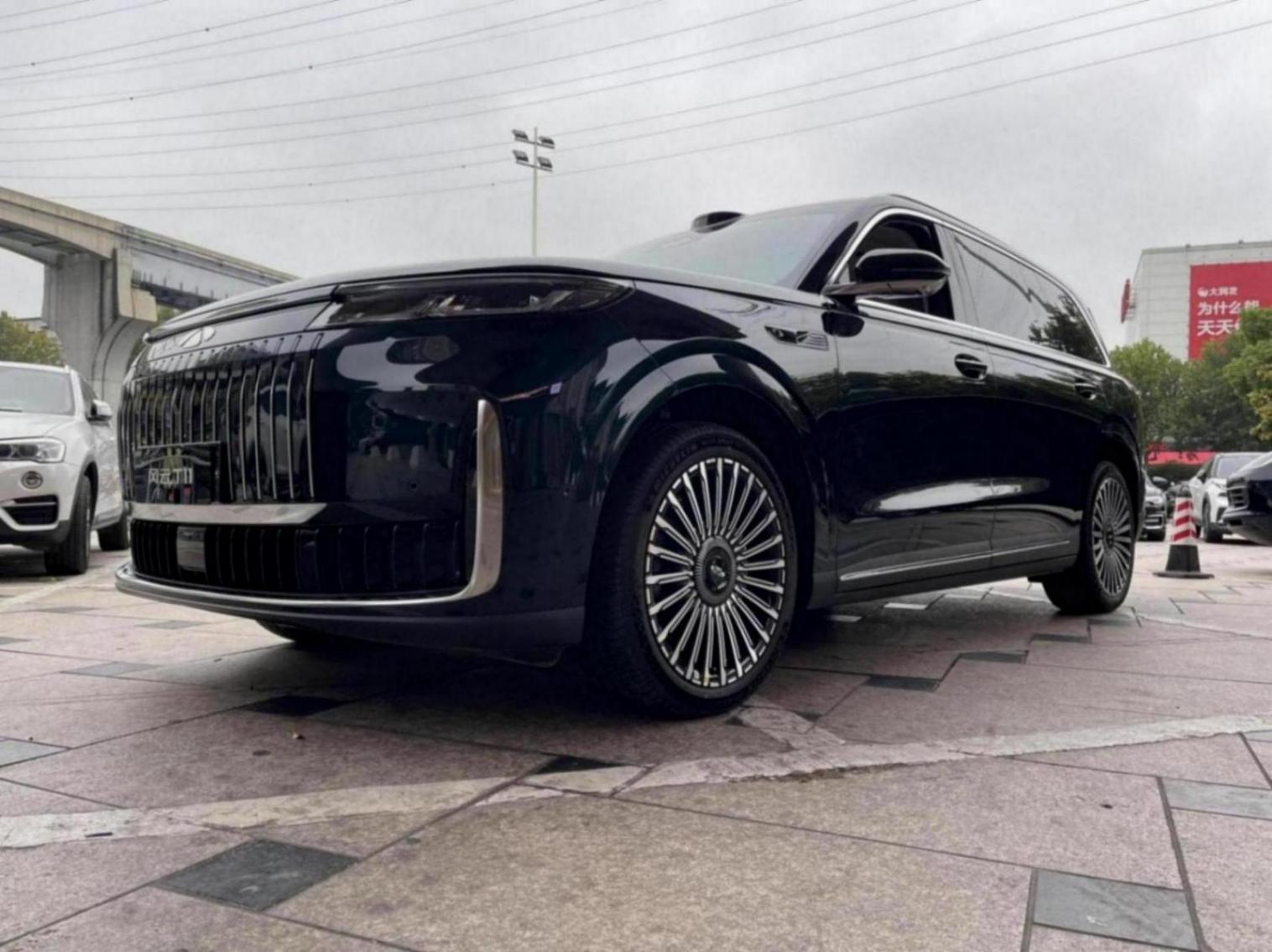 風云T11預售價19.99萬元起,定位豪華大六座SUV,硬剛問界M8!