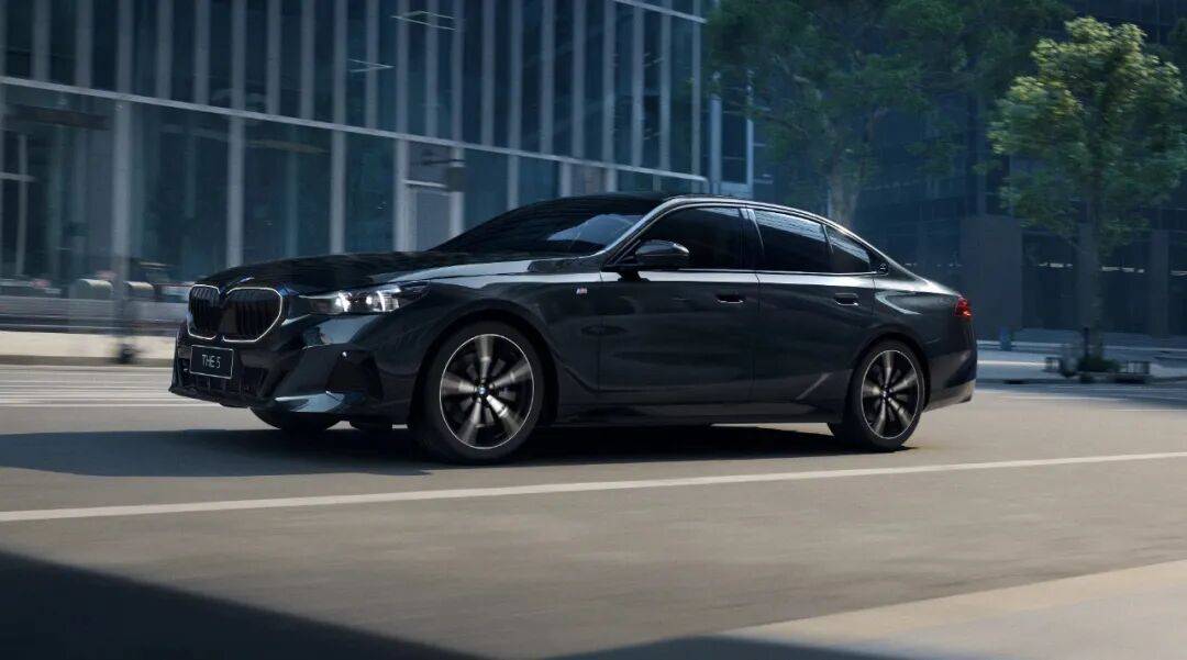 10-12月寶馬配置有變,多款車型取消交通擁堵輔助和AR實景導(dǎo)航功能